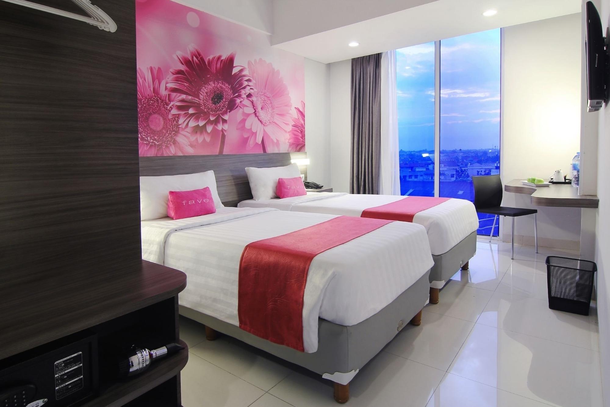 Favehotel Pekanbaru Exterior photo